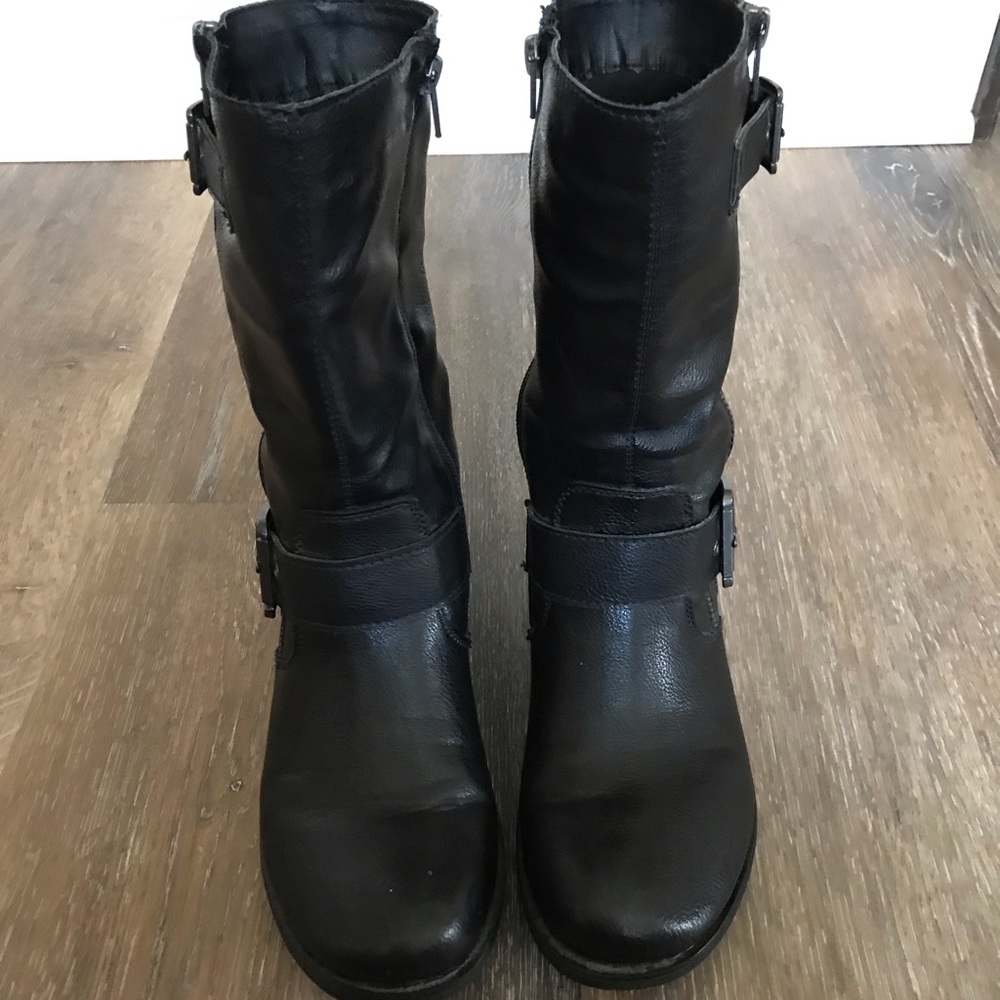 Black mid calf boots with buckle and zipper